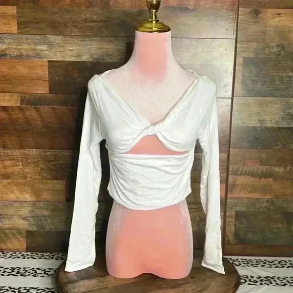 Seroya Ellis Long-Sleeve Peekaboo Cut-Out Top in White. Soft! Size Large. NWT! - Picture 7 of 16